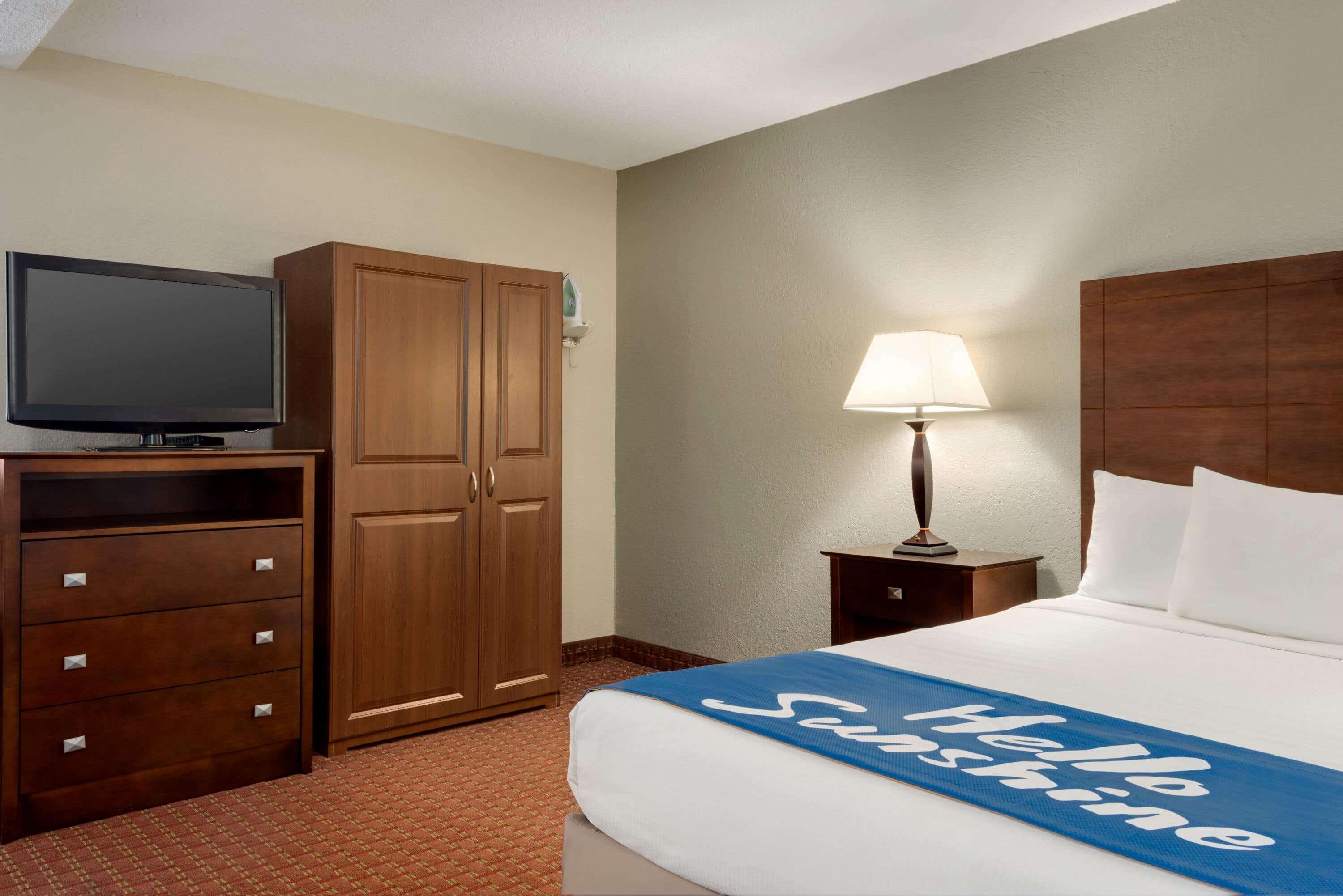 Days Inn By Wyndham Whitmore Lake Exteriör bild